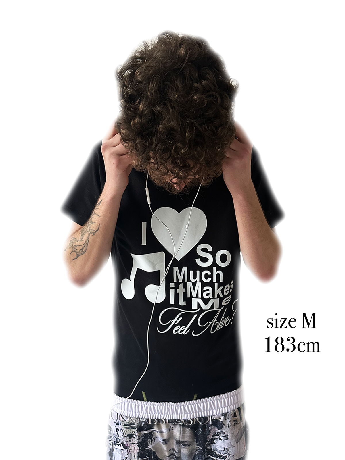 Tee ''MUSIC''